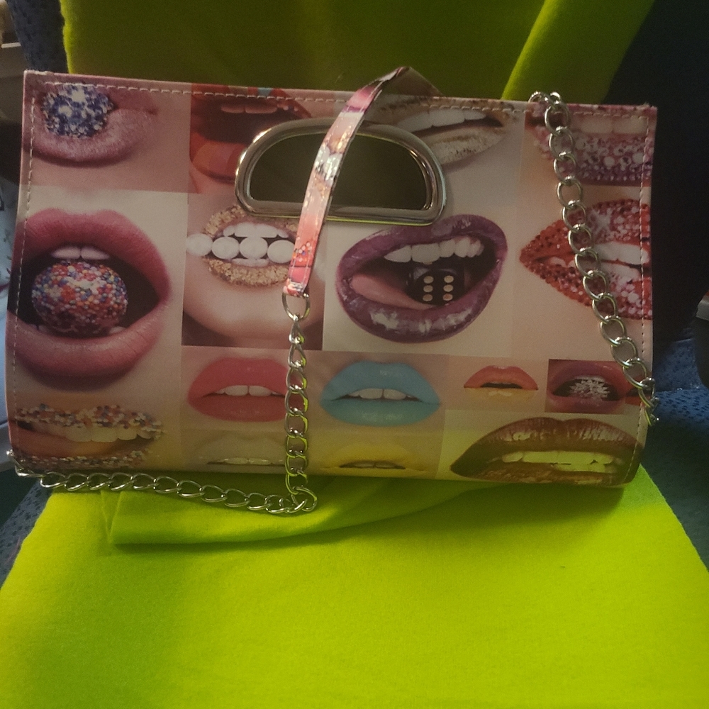 Funky LIPS crossbody bag